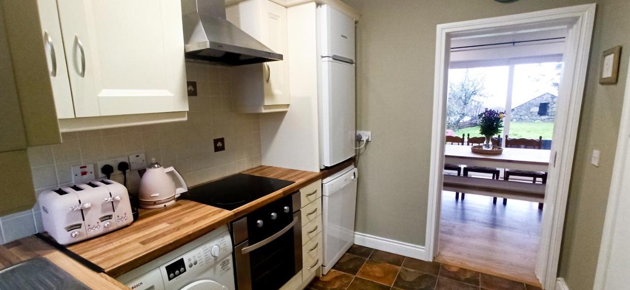 Atlantic Way Cottage Galway Bagian luar foto